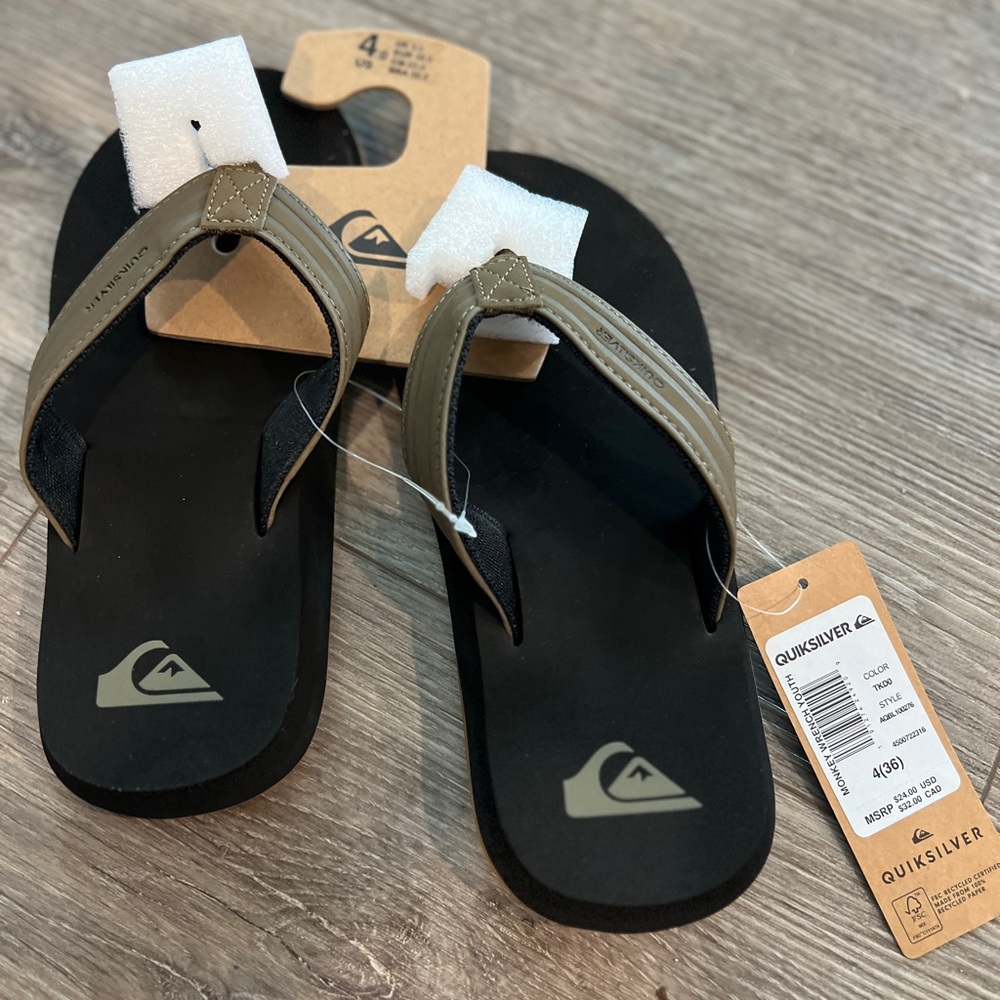 Quiksilver Black and Brown Sandals